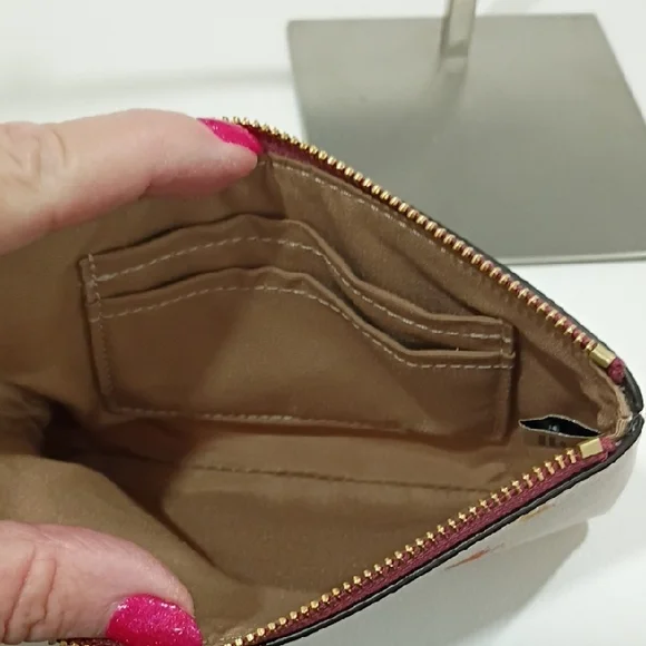 Coach Cream Wristlet with Colorful Star Design EUC - Picture 5 of 6